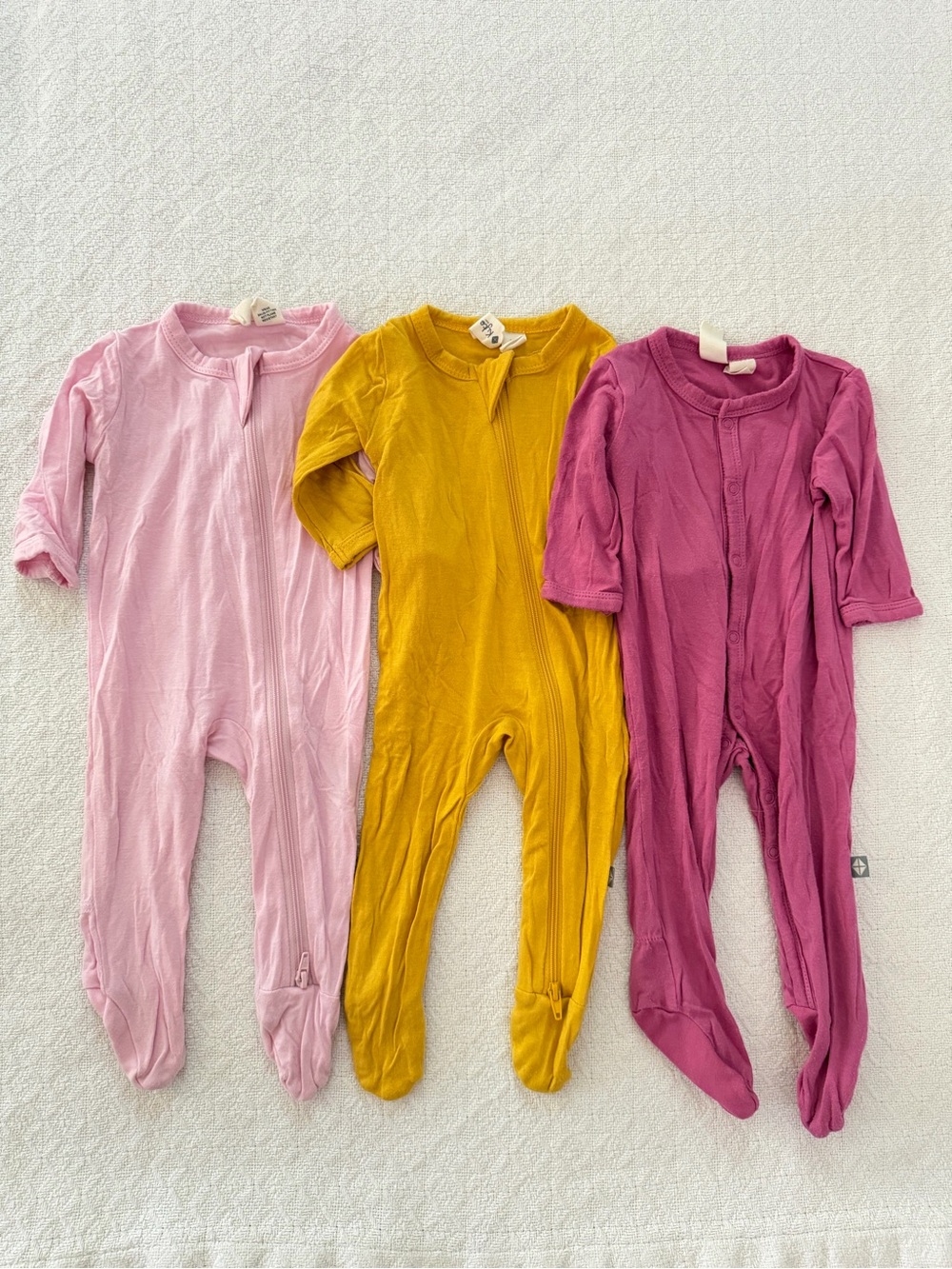 Kyte Baby Bamboo Zipper and Snap Footie Onesies Bundle